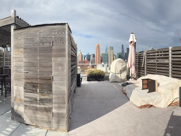 11-02 49th Avenue image 2 of 18