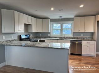 18A Rockville Park Floor 4, Roxbury, MA 02119