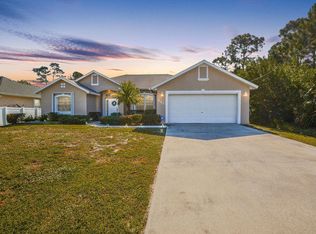 682 SE Voltair Ter, Port Saint Lucie, FL 34983