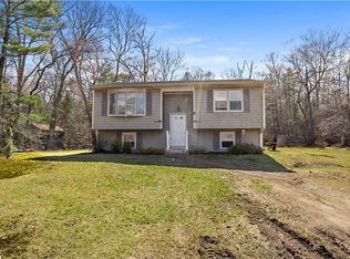 3208 Flat River Rd, Coventry, RI 02816