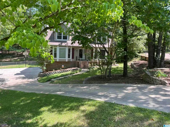 1454 Falling Rock Cir, Alabaster, AL 35007