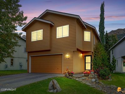 20316 Glacier Park Cir, Eagle River, AK, 99577