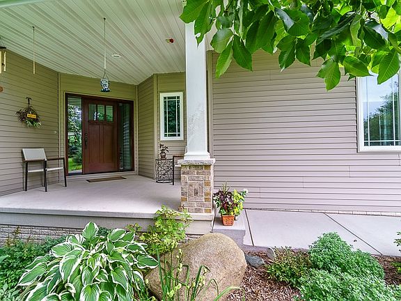 2nd image of 495 Northhaven Dr