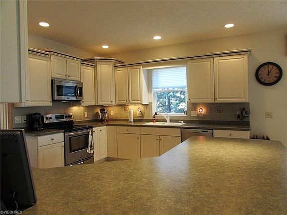 5th image of 32867 Titus Hill Ln