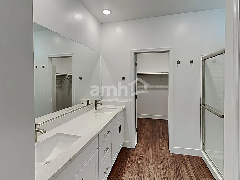 21481 S 231st St — Photo 11