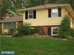 228 Pugh Rd, Wayne, PA 19087