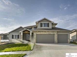 1514 S 208th St, Elkhorn, NE 68022