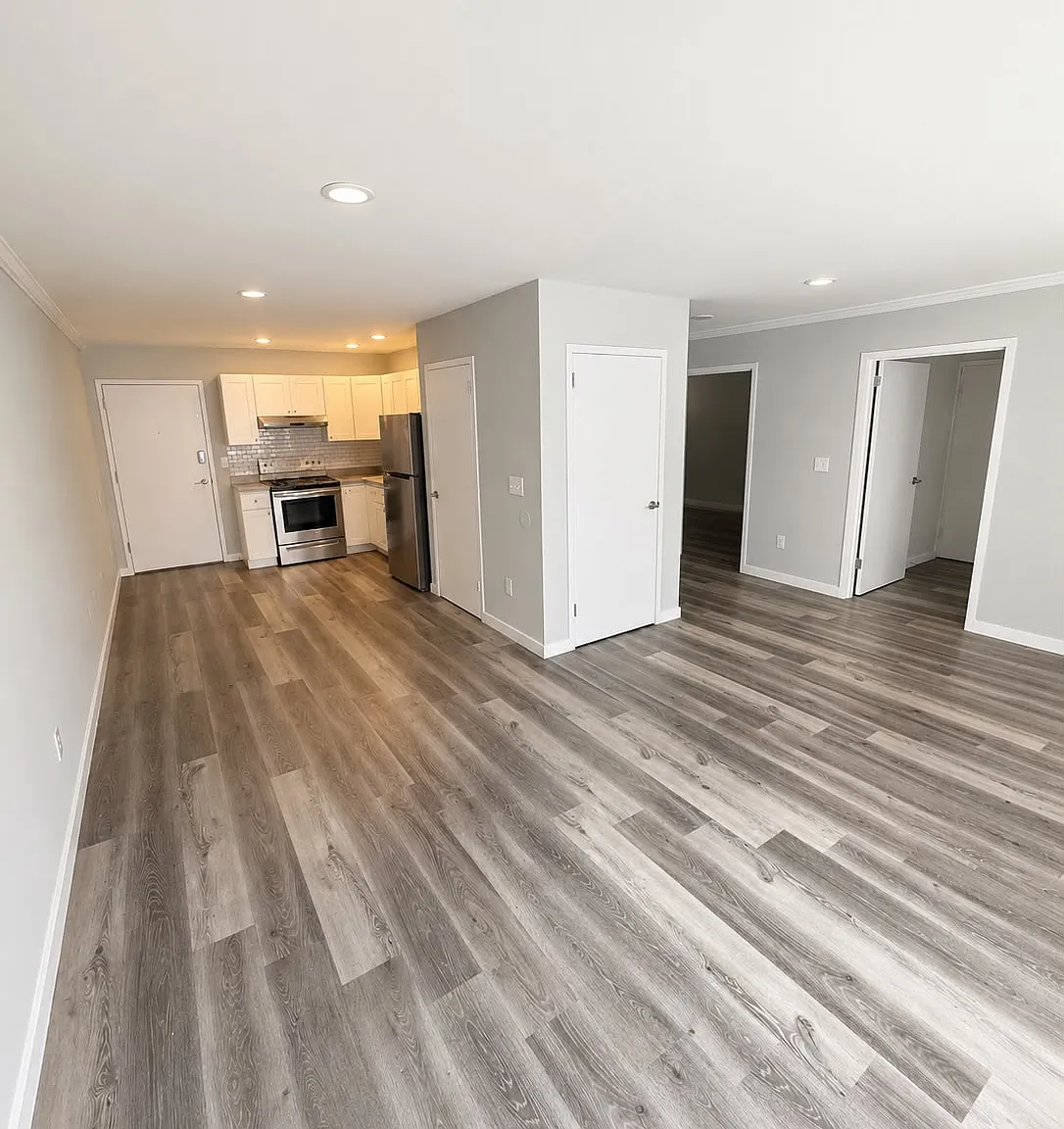 2 bed, $1,963 — Photo 4