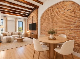 107 Berry St APT 2R, Brooklyn, NY 11249