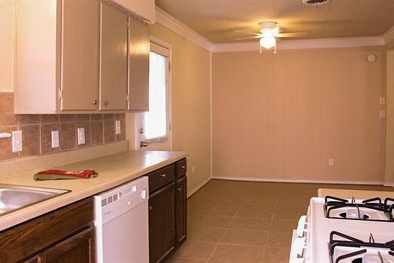 3rd image of 3605 Sheryl Dr