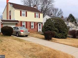 315 Forest Hills Ave, Philadelphia, PA 19116