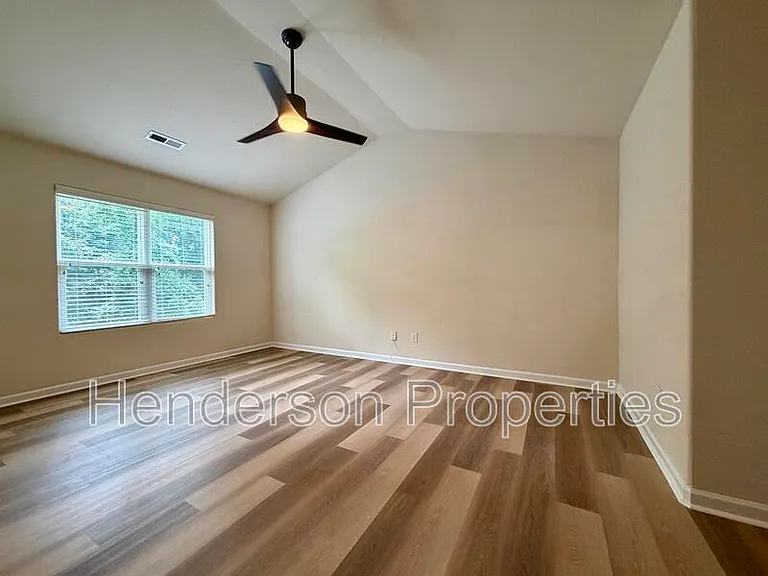 3122 Riley Ave — Photo 10