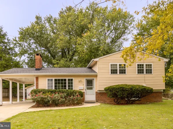 8120 Norwood Dr, Alexandria, VA 22309