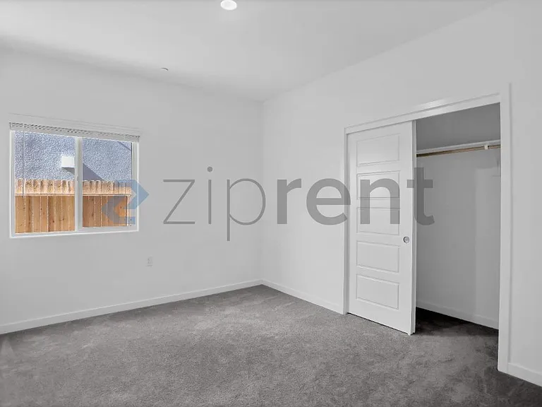 3396 N Vaughan Ave — Photo 21