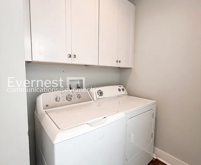 2115 Burns St — Photo 35