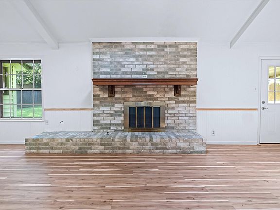 5th image of 3833 Wakefield Dr