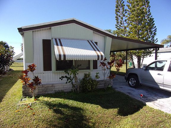 3rd image of 17100 Tamiami Trl #297