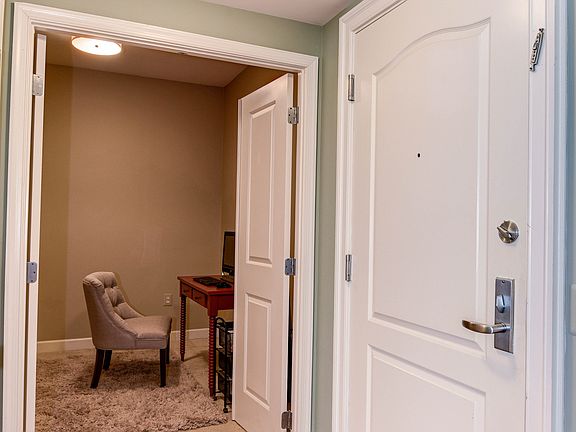 3rd image of 1000 N Randolph St APT 803