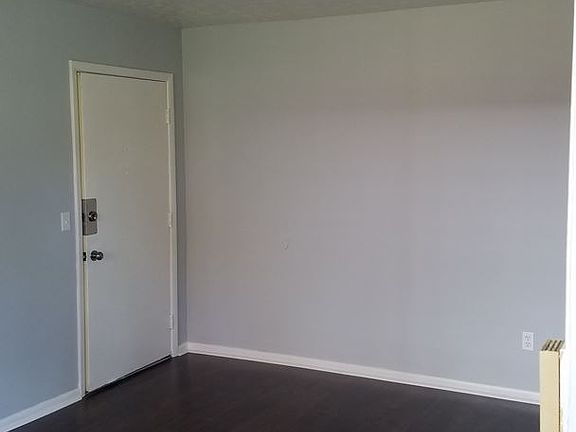 3rd image of 1841 E 31st St APT 108