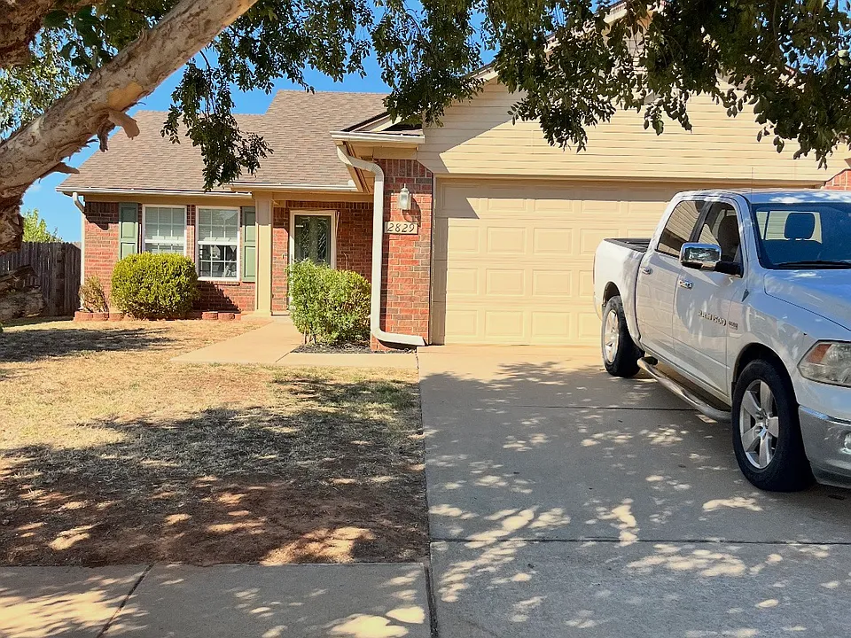 2829 NW 184th Ter