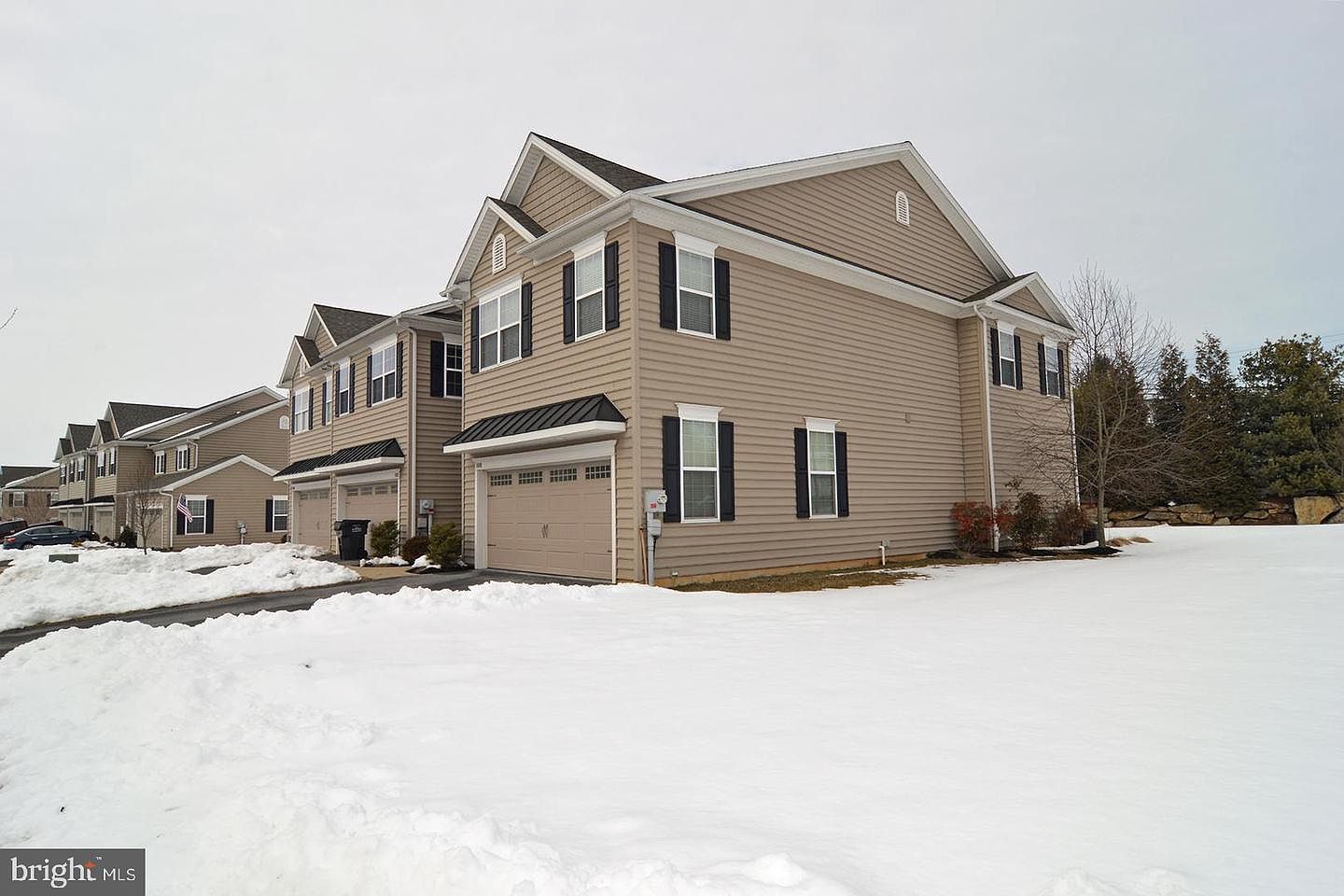 100 New Village Greene Dr, Honey Brook, PA 19344 Zillow