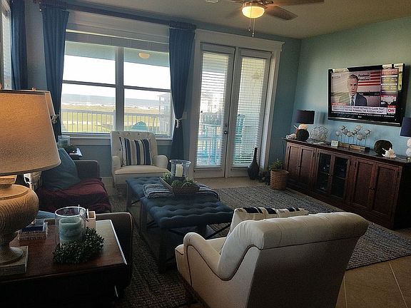 Living room with Beach veiw