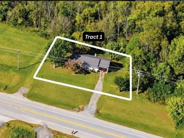 1427 N Grundy Quarles Hwy, Gainesboro, TN 38562