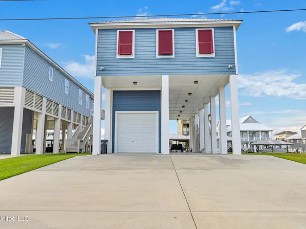 4040 Madagascar St, Bay Saint Louis, MS 39520