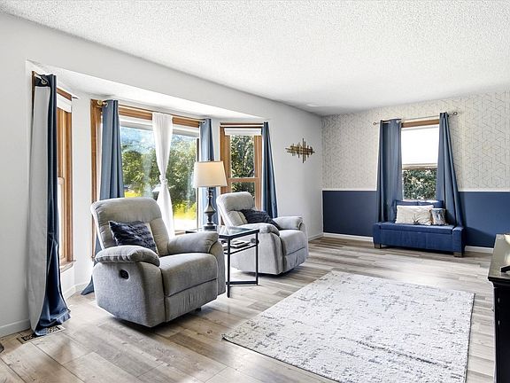 3rd image of 5133 NW 52nd St