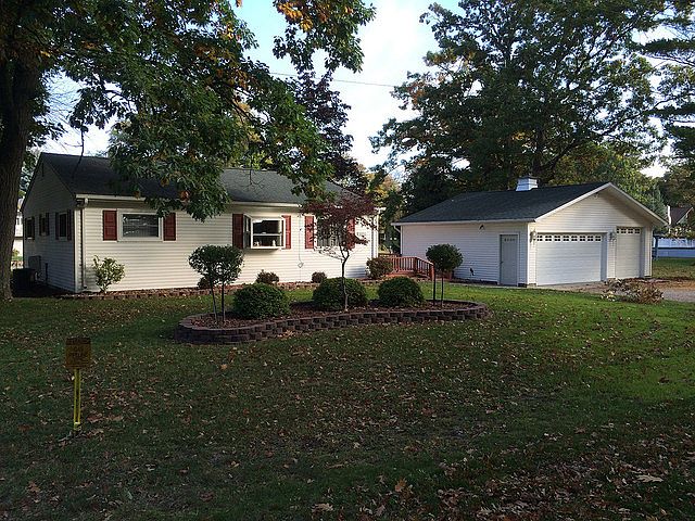 1st image of 8926 Point Charities Ave