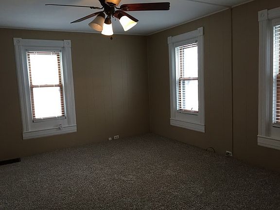 4th image of 383 N Cleveland Ave