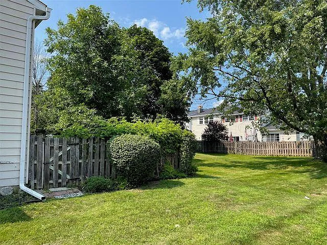 19777 Hayes Ct — Photo 22
