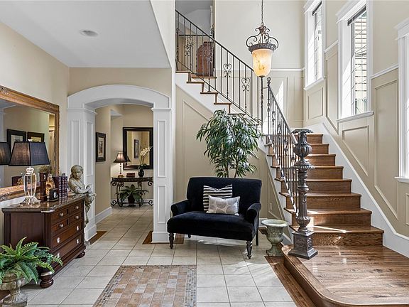 2nd image of 3747 Ashton Pl