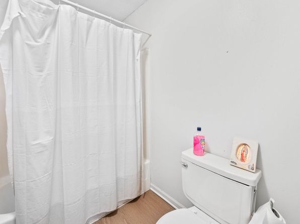 wichita-kansas-2062429182 picture