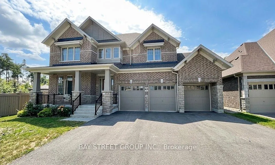 32 Moreau Way