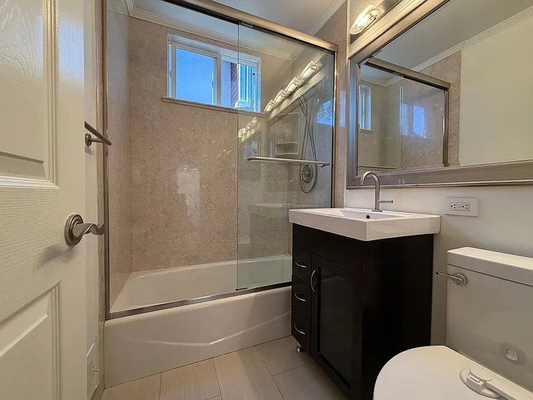 800 Buckland Ave — Photo 15