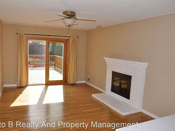 4th image of 292 Ely Ct