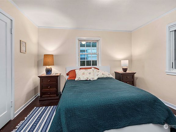 5th image of 1413 7th Avenue SW