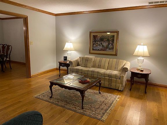 5th image of 3125 Oakridge Ct