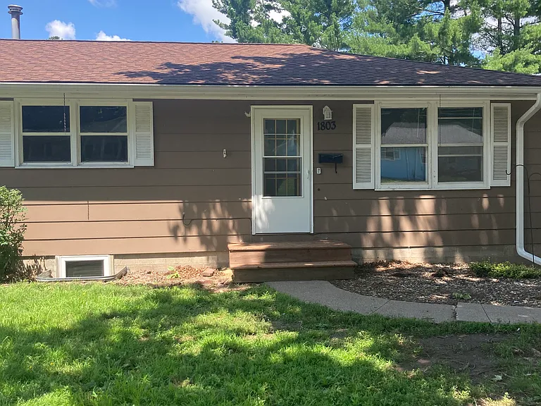 1803 Spruce Dr — Photo 1