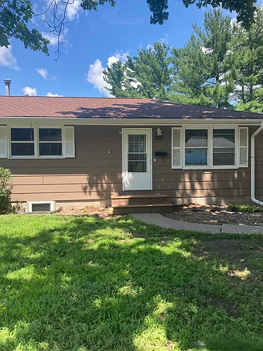 1803 Spruce Dr Photo 1