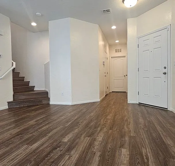 5367 Glenburnie St — Photo 17