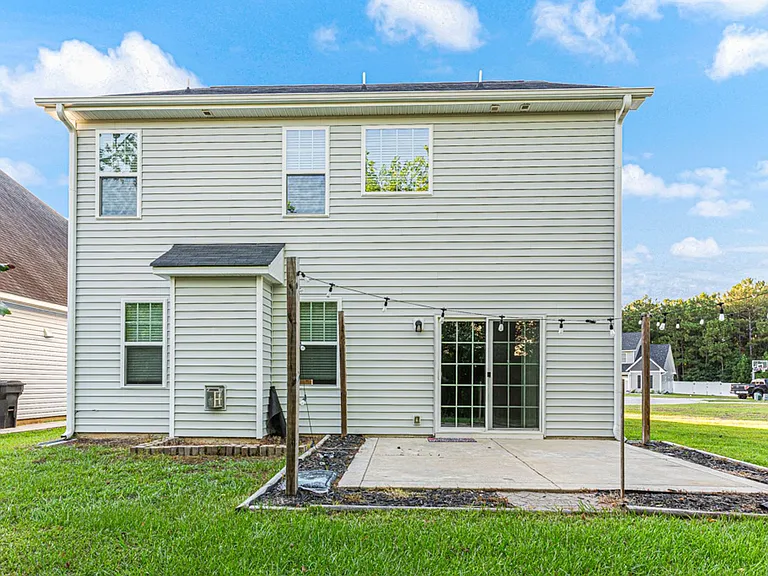 2240 Mannington Dr — Photo 4