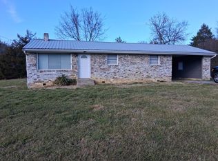 336 Airport Rd, Bybee, TN 37713