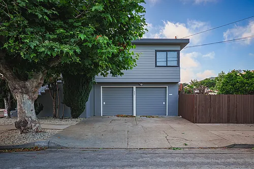 582 Euclid Ave Photo 1