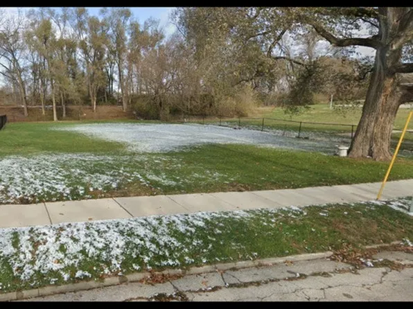 (undisclosed Address), Bloomington, IL 61701