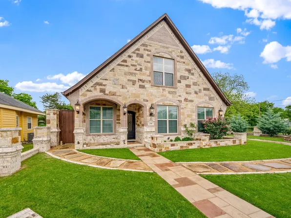 2104 Wellington St, Greenville, TX 75401