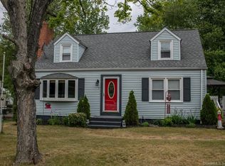 7 David Dr, East Haven, CT 06512