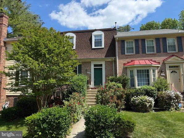 7503 Amesbury Ct, Alexandria, VA 22315