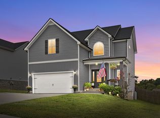 1757 Rains Rd, Clarksville, TN 37042